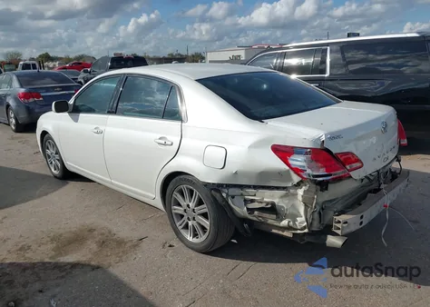 2005 Toyota Avalon Limited из США, поврежденный, VIN 4T1BK36B55U060834
